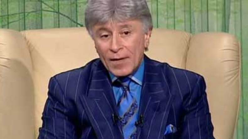 وفاة إبراهيم الفقي حرقا قبل أسبوع من زيارته للجزائر