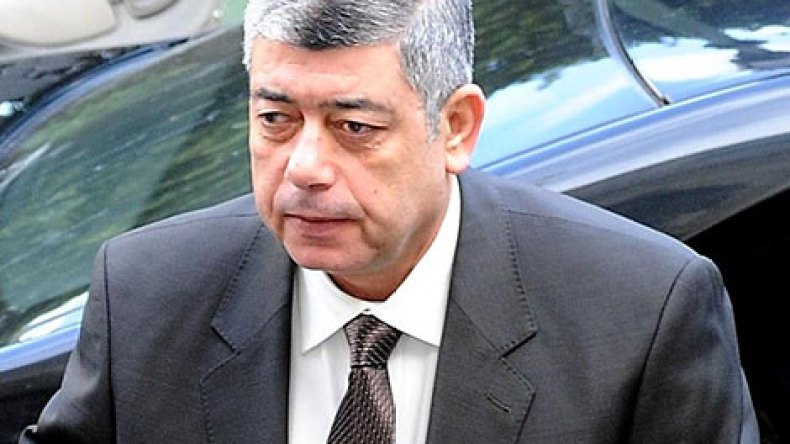 وزير الداخلية المصري السابق تحت الإقامة الجبرية