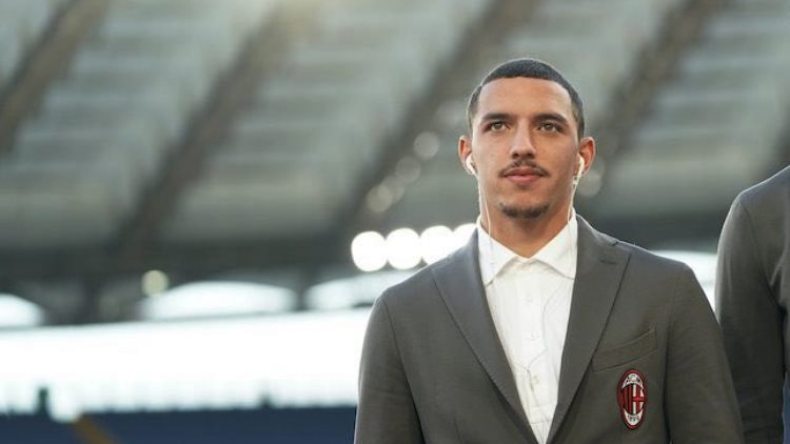 بن ناصر: مع إبراهيموفيش تلعب من أجل أن تكون بطلا