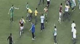بالفيديو الدولي عيد عبد الملك يتسبب في معركة بعد نهائي الجزائر و مصر بالبرازيل