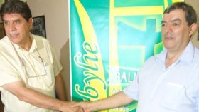 حناشي يقيل المدرب مزيان إيغيل