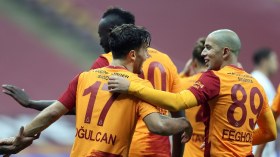 بِالفيديو: ثالث تمريرة حاسمة لـ”فيغولي”