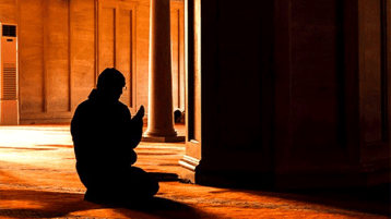 في زمن “التنوير”.. نعم أنا ظلامي!