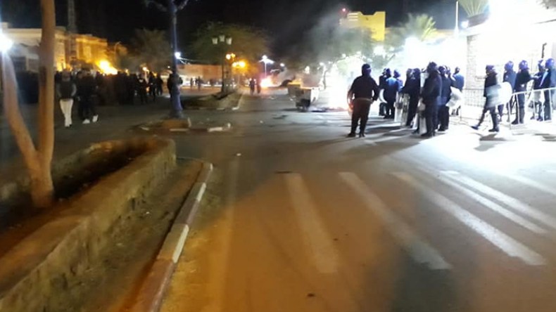 احتجاجات عقب تجريد جبهة المستقبل من مقعد “السينا” بايليزي