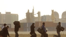 دبلوماسيون‭ ‬أجانب‭ ‬يصلون‭ ‬إليزي‭ ‬لإجلاء‭ ‬رعاياهم‭ ‬الفارين‭ ‬من‭ ‬ليبيا