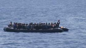 Spanish coast guards thwart infiltration of 27 Algerian illegal immigrants