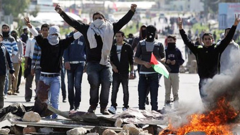 كما حَدث في الجزائر..  يحدث في فلسطين