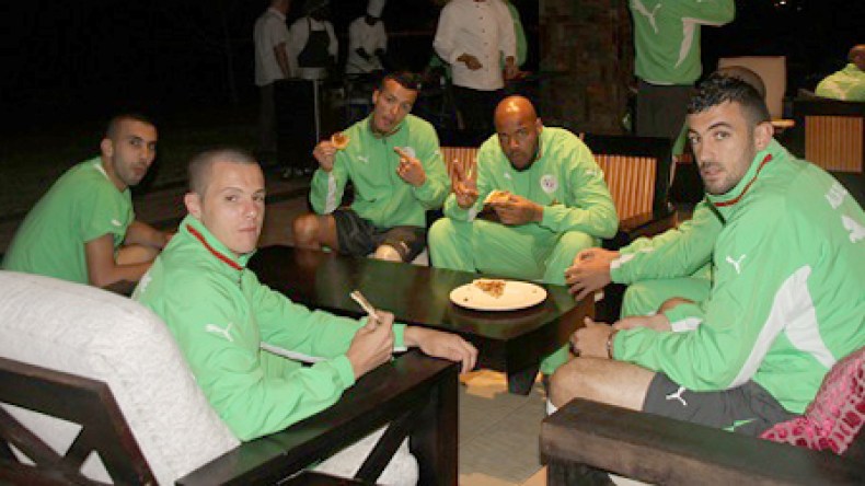 “الخضر” يصنعون الفرجة والإثارة بمحمية “بيلنسبورغ” ولحسن الغائب الوحيد