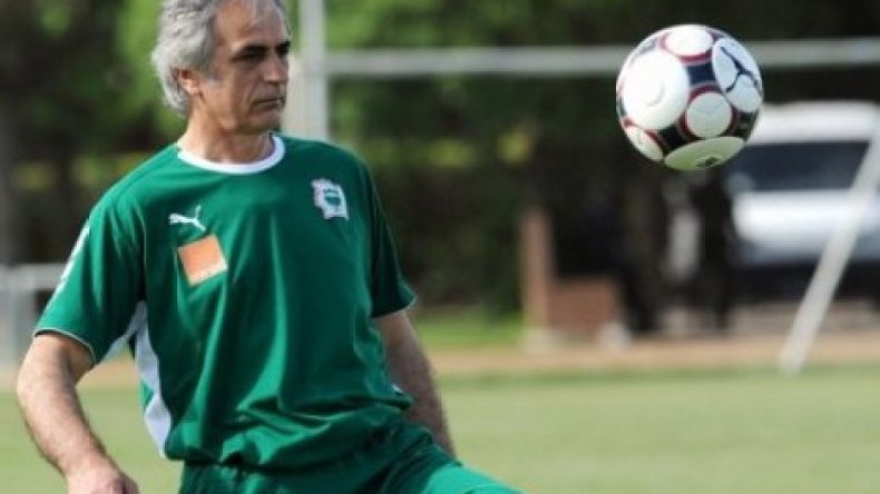 حاليلوزيتش: “الفرنسيون اغتصبوا شرف الكرة !”