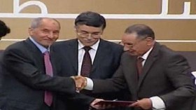 ليبيا: نقل السلطة من المجلس الإنتقالي إلى “المؤتمر الوطني”