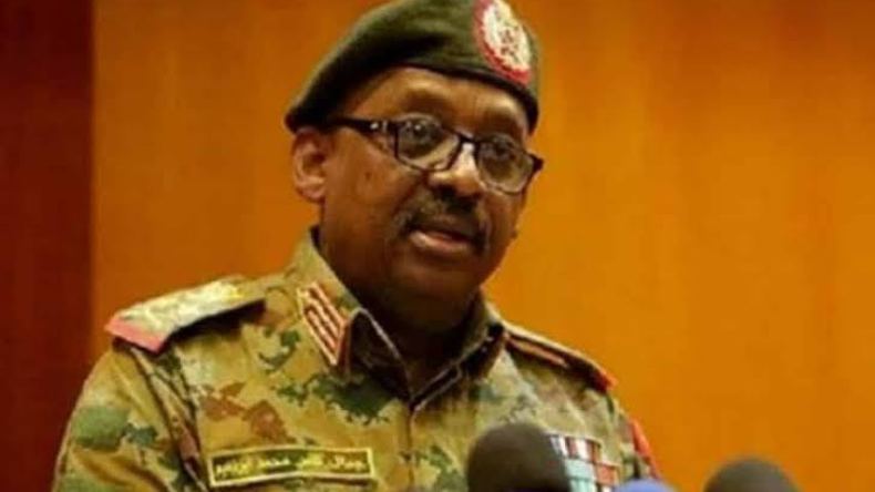 وفاة وزير الدفاع السوداني جمال الدين عمر