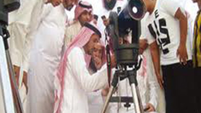 المسلمون إتفقوا أن لا يتفقوا على توحيد الصيام والعيد