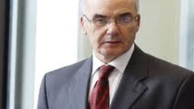 يوسفي يطلب تصفية شركة مناجم الذهب الجزائرية