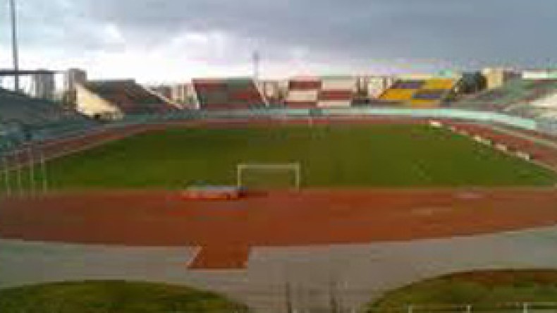 ملعب‭ ‬تشاكر‭ ‬يؤرق‭ ‬اللاعبين‭ ‬والطاقم‭ ‬الفني