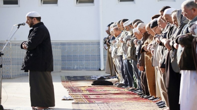 مسابقة وطنية لإنتقاء أئمة شهر رمضان بالخارج