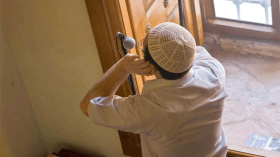 مؤذن متطوع يعتدي جسديا على إمام في تيارت