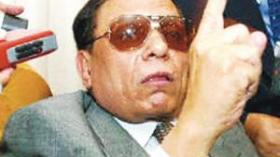 عادل‭ ‬إمام‭ ‬مرشح‭ ‬لرئاسة‭ ‬مصر‭ ‬