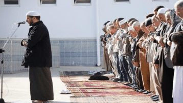 رسالة إلى أحبابنا الأئمّة والخطباء