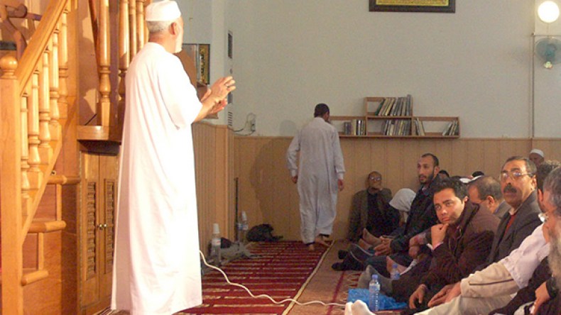 وزارة الشؤون الدينية تتجه نحو إلغاء تخصص الإمامة