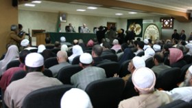 أئمة المساجد يعارضون نزع خمار المرأة في الوثائق البيومترية