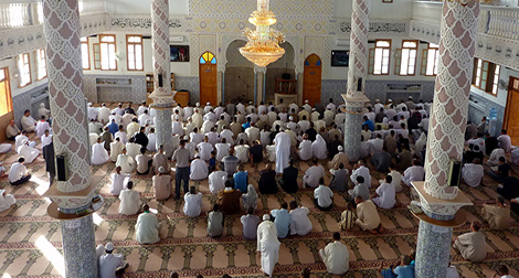 Ghlamallah pardonne aux imams ayant refusé d'accomplir la prière de l’absent