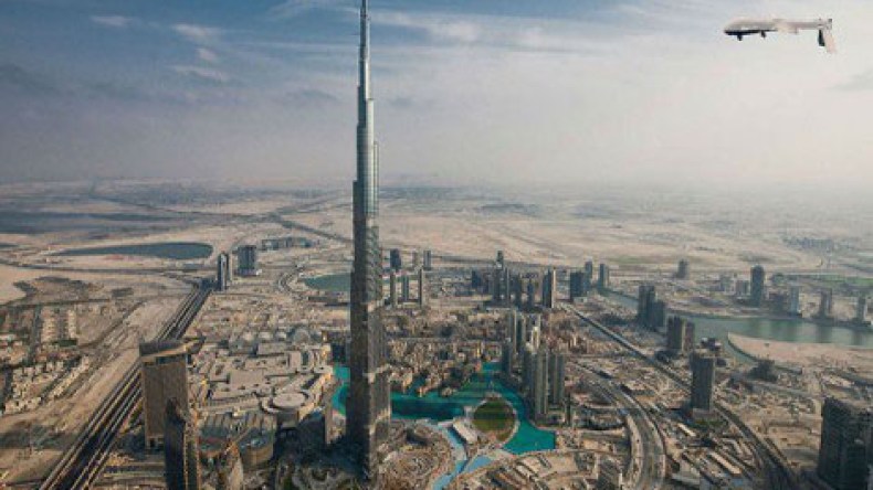 طائرة بدون طيار تتسبب في توقف حركة الملاحة الجوية بدبي