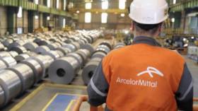 خطة لتموين مشروع المليون سكن بالحديد.. وتزويد مصانع التركيب بهياكل السيارات!