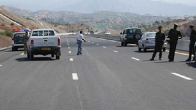 الدرك الوطني يحضر مخططا خاصا لحماية مستعملي الطريق السريع