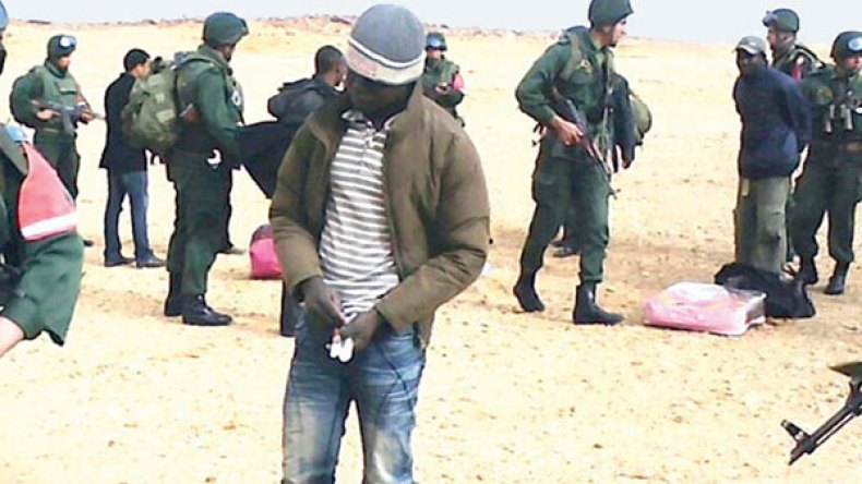 الجيش يطيح بشبكة مختصة في التهريب والهجرة غير الشرعية بالجنوب