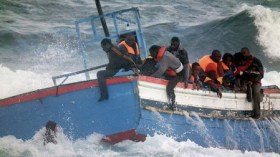 African migrants sailing to Italy 'die of thirst'