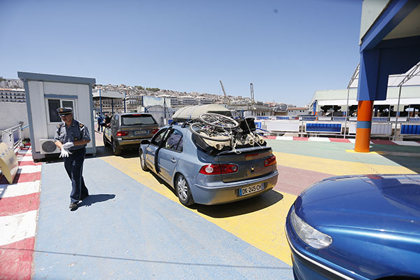 Algeria: 15 minutes only to complete customs procedures in ships