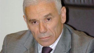 Des milieux français contre les rencontres de Benatallah avec la communauté algérienne