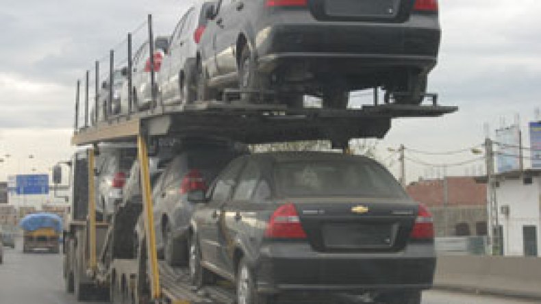 هدايا بالجملة وتخفيضات تصل إلى 30 مليونا في أسعار السيارات