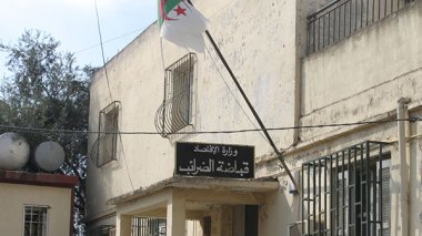 Algeria imposes 50 percent taxes on salaries