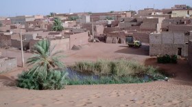 الرمال تعزل قرية الزاوية بعين صالح عن العالم الخارجي