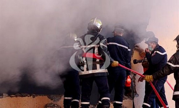 Batna: important incendie à l’unité de fabrication de jus et de conserves de Menaâ