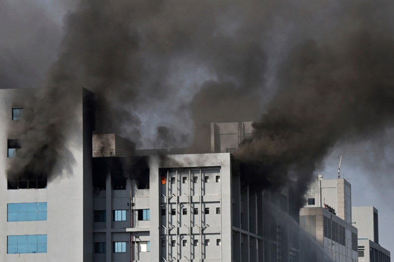 Incendie du plus grand fabricant de vaccins au monde: cinq morts