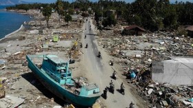 Un fort séisme de magnitude 7,3 frappe l’est de l’Indonésie