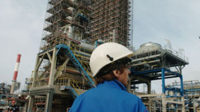 الشركات الفرنسية تؤكد بقاءها بالجزائر وأنها لن تخضع للتهديد الارهابي