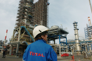 Algérie / France : Les firmes Françaises réitèrent leur volonté de rester en Algérie malgré les menace terroristes.