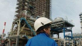 شركات أجنبية ترفض التمثيل النقابي ولا تعترف باتحاد العمال