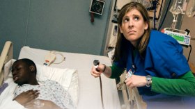 ..حينما يتلوث المئزر الأزرق بالجهل