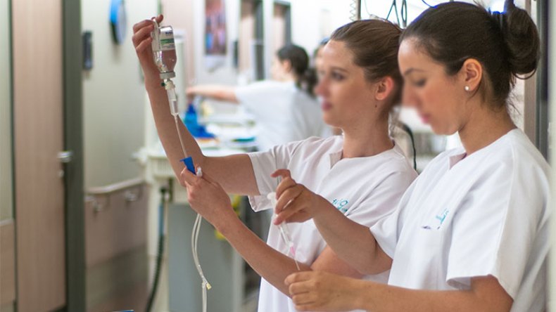 الممرضون يشلون المستشفيات بداية من 25 فيفري