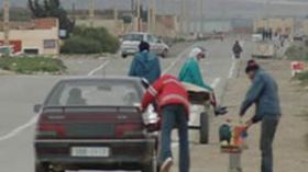 عصابات التهريب تهرّب الوقود لتونس و”الملوخية” للجزائر