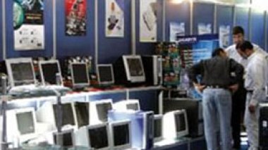 TIC: plus de 150 exposants au salon « Med-IT 2011 » à Alger