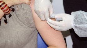 نحو إلغاء طلبية الجزائر المتبقية من لقاح أنفلونزا الخنازير بشكل كامل