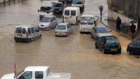 مفقود وثلاثة قتلى جرّاء الأمطار الغزيرة