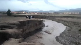 العثور على جثة السائق الذي جرفته المياه إلى سد كدية لمدور بباتنة