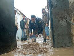 Intempéries : effondrement partiel des toitures de 28 habitations à Béchar