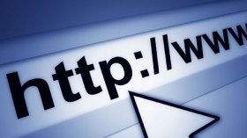 عفوا نحن في إجازة………إلا من الانترنيت !